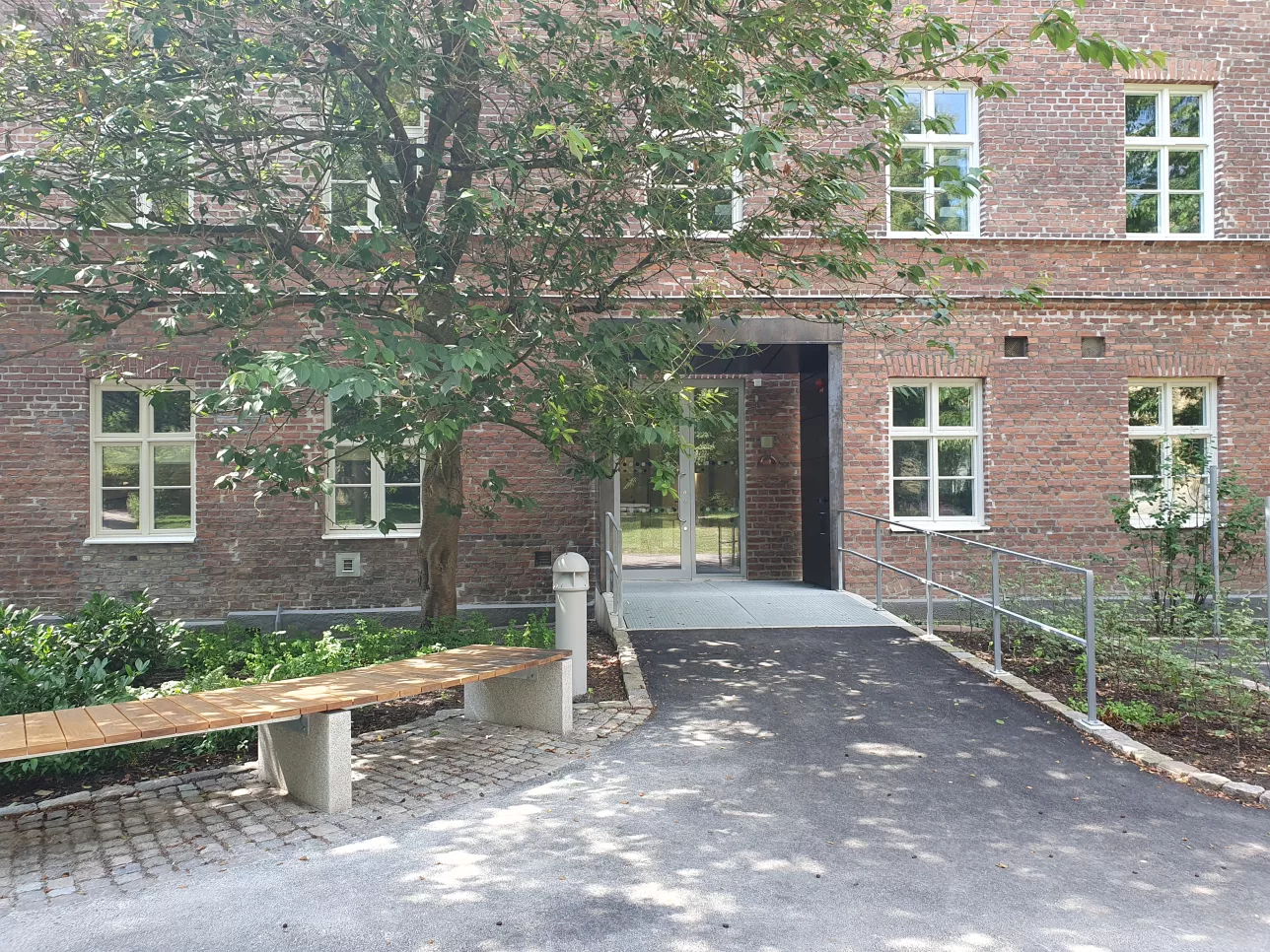 ingång till entrén